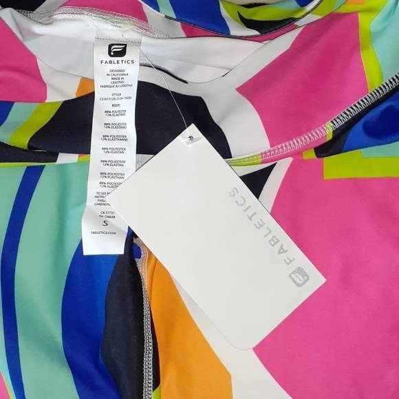 Fabletics Winn Printed PowerHold Popsicle Capri Leggings Size S - Picture 5 of 6